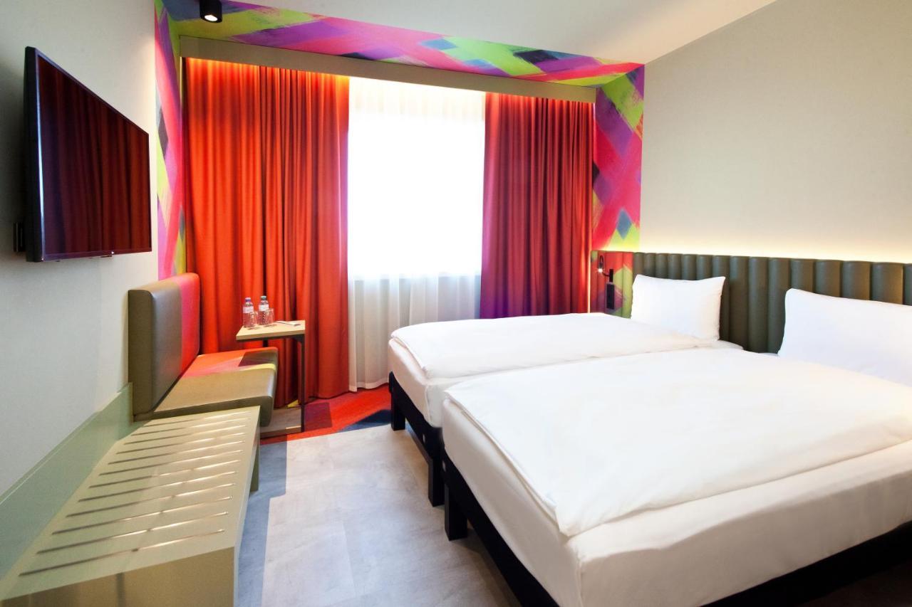 Ibis Styles Parndorf Neusiedler See Εξωτερικό φωτογραφία