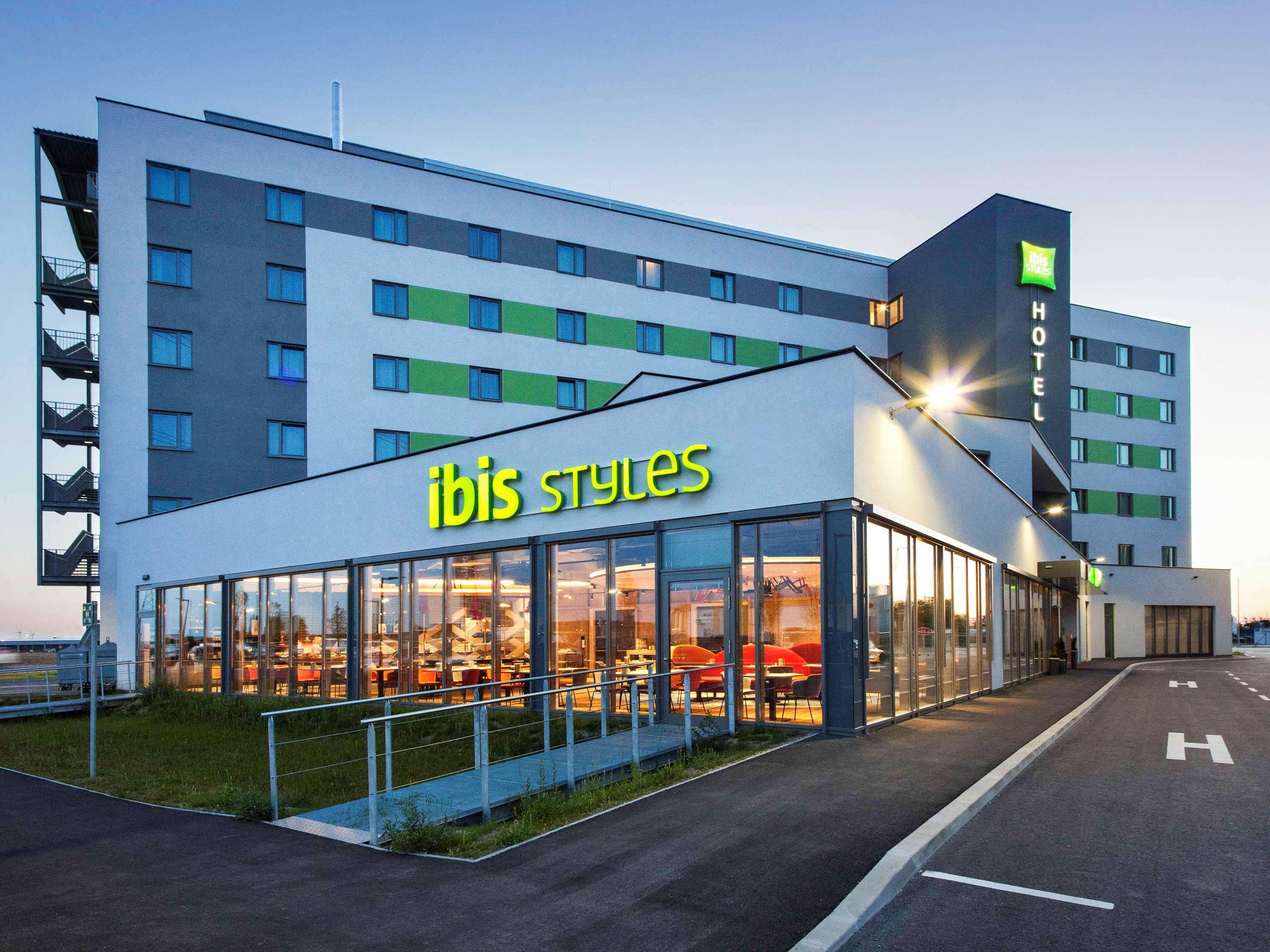 Ibis Styles Parndorf Neusiedler See Εξωτερικό φωτογραφία